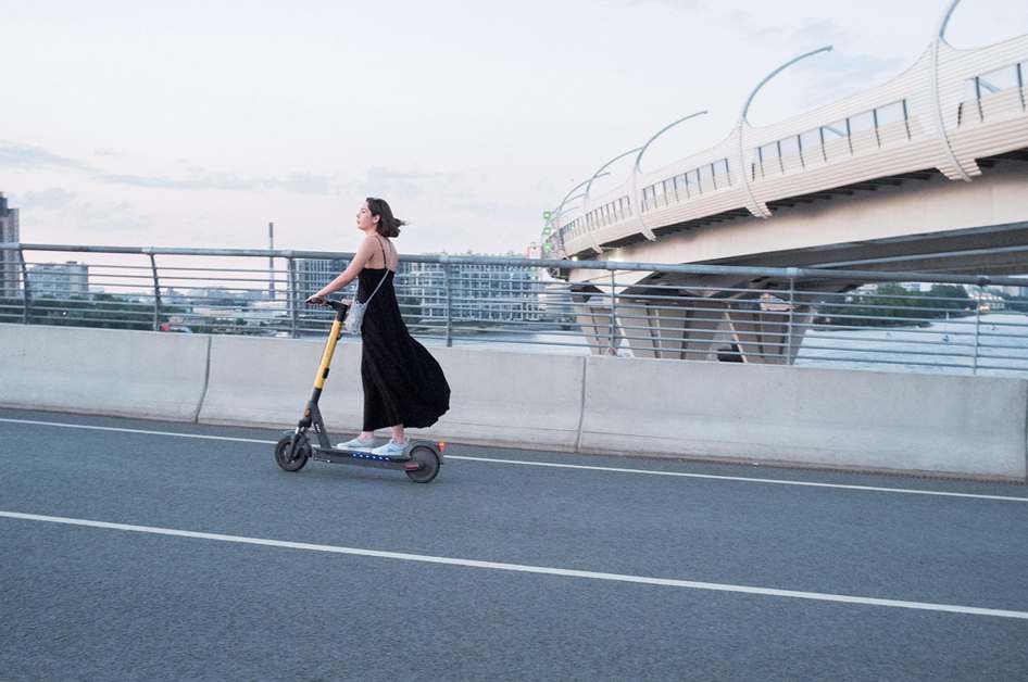 Pesquisa mostra que Rondônia lidera ranking de mulheres com habilitação de moto